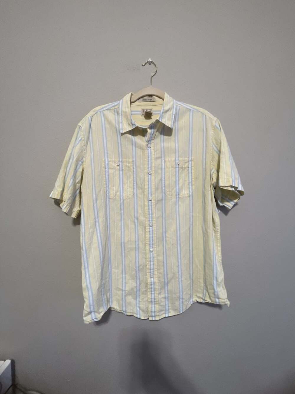 L.L. Bean Slightly Fitted Short Sleeve Linen-Cotton Striped Button-Down Shirt